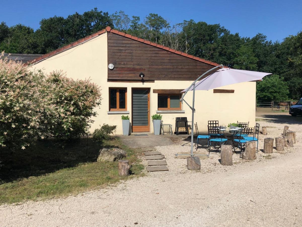 Gite Ecuries Vineuil Jump 6 Personnes Bagian luar foto